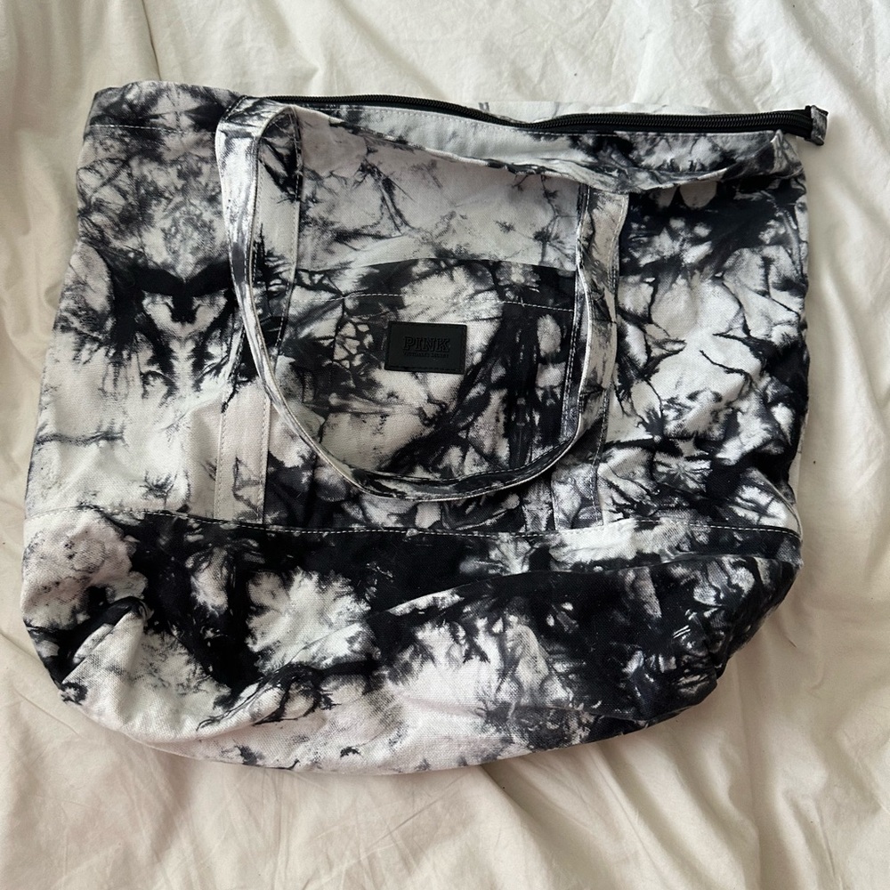 Pink black and white tote bag